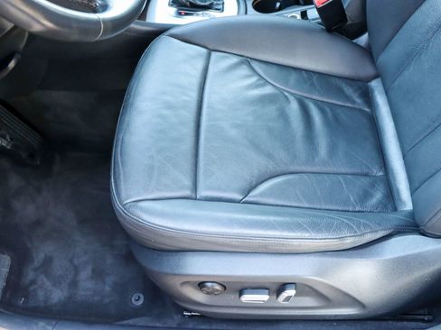 Used 2018 Audi Q3 2.0T Premium image 14