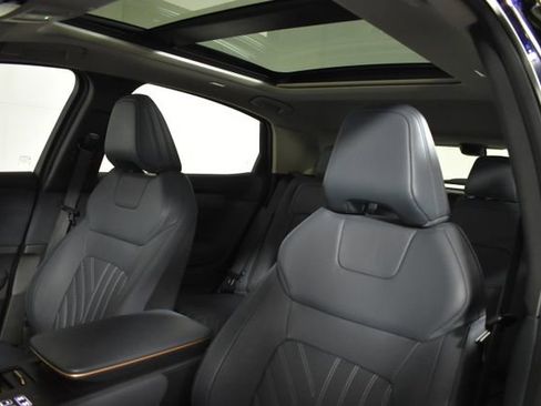 Certified 2023 Nissan Ariya image 10