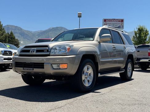 Used 2004 Toyota 4Runner Limited AWD/4WD image 17