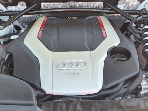 Used 2019 Audi SQ5 Prestige AWD/4WD image 25