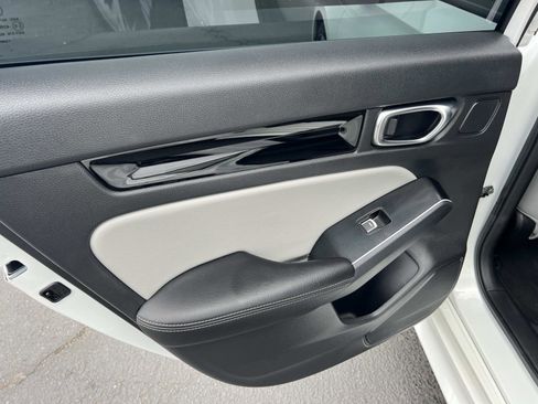 Used 2025 Honda Civic Sport Touring image 21