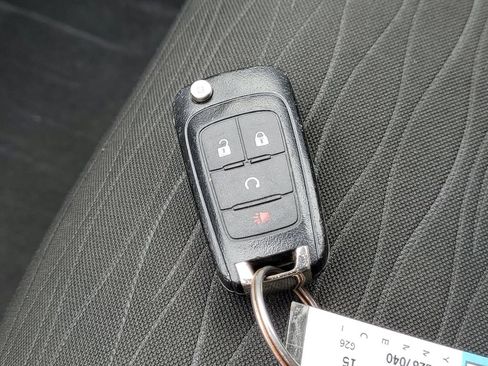 Used 2015 Buick Encore Convenience AWD/4WD image 30