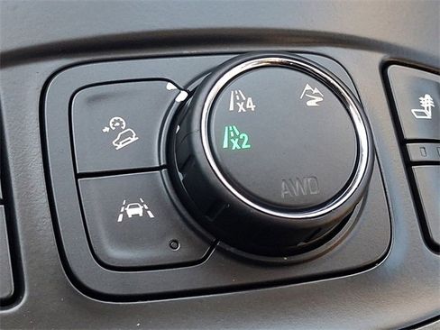 Used 2023 GMC Terrain SLE w/ Driver Convenience Package image 23