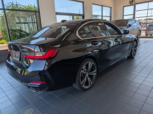 Used 2024 BMW 330i xDrive Sedan w/ Premium Package AWD/4WD image 2