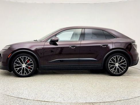Used 2025 Porsche Macan 4S Electric image 8