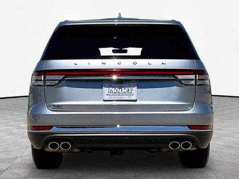 Used 2020 Lincoln Aviator Reserve w/ Elements Package Plus RWD image 4