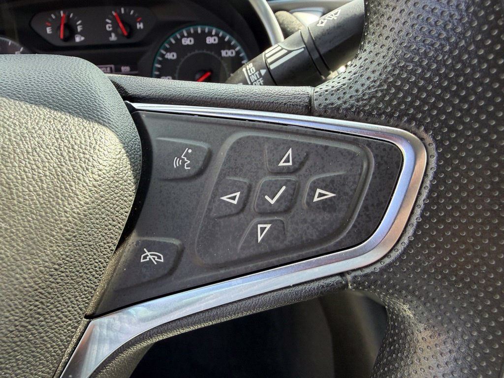 Used 2025 Chevrolet Malibu LT FWD image 13
