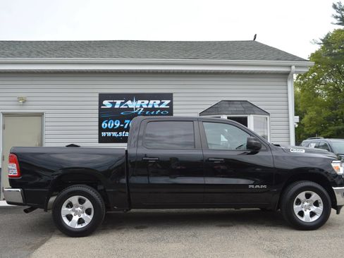 Used 2022 RAM 1500 Big Horn AWD/4WD image 6
