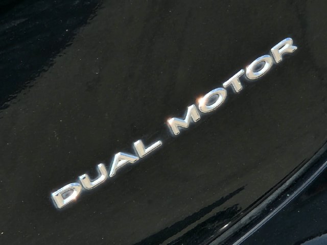 Used 2022 Tesla Model 3 Long Range AWD/4WD image 11