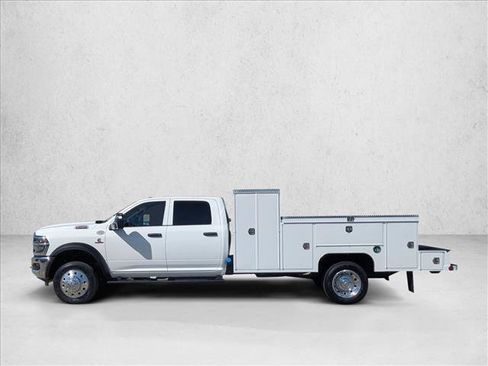 New 2026 RAM 5500 Tradesman w/ Chrome Appearance Group AWD/4WD image 5