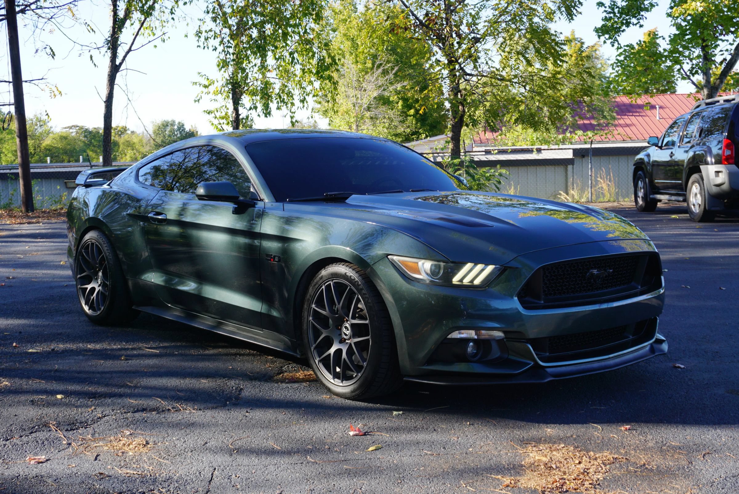 Used 2016 Ford Mustang GT RWD image 3