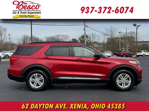 Used 2020 Ford Explorer XLT w/ Equipment Group 202A image 3