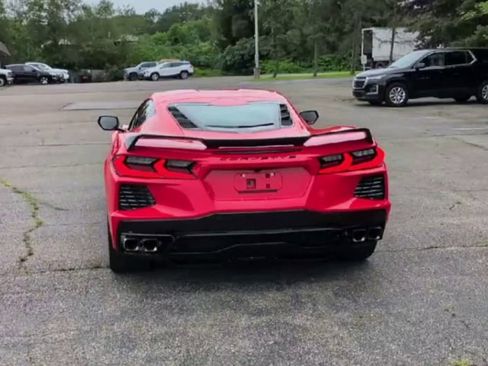 Used 2021 Chevrolet Corvette Stingray Coupe w/ Z51 Performance Package image 7