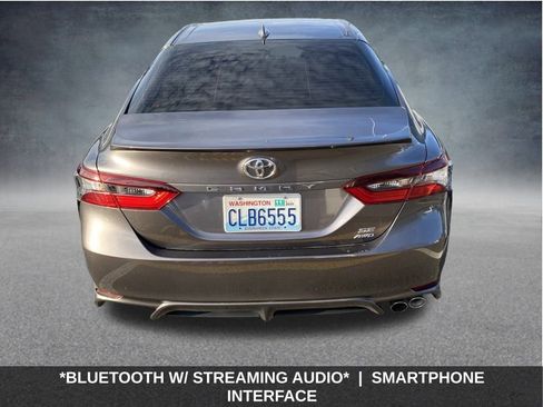 Used 2022 Toyota Camry SE image 6