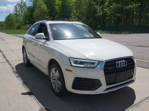 Used 2018 Audi Q3 2.0T Premium Plus w/ Premium Plus Package AWD/4WD image 1