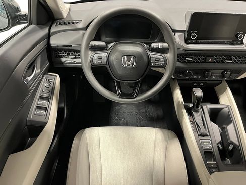 New 2025 Honda Accord SE image 17