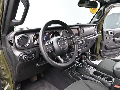 Used 2023 Jeep Wrangler Sport AWD/4WD image 15