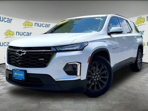 Used 2023 Chevrolet Traverse RS AWD/4WD image 3