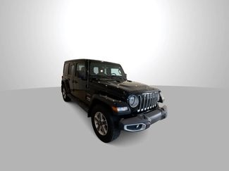 Used 2022 Jeep Wrangler Unlimited Sahara w/ Cold Weather Group video 2