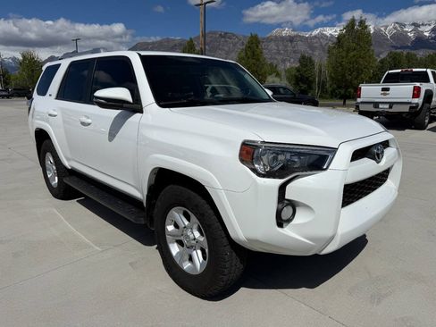Used 2015 Toyota 4Runner SR5 Premium AWD/4WD image 9