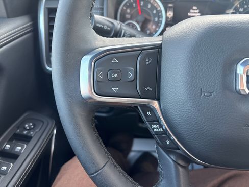Used 2025 RAM 1500 Laramie image 22