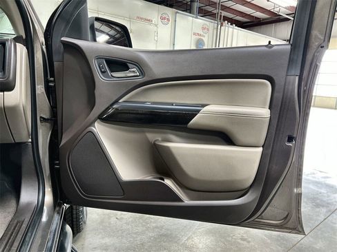 Used 2016 GMC Canyon SLE w/ SLE Convenience Package image 30