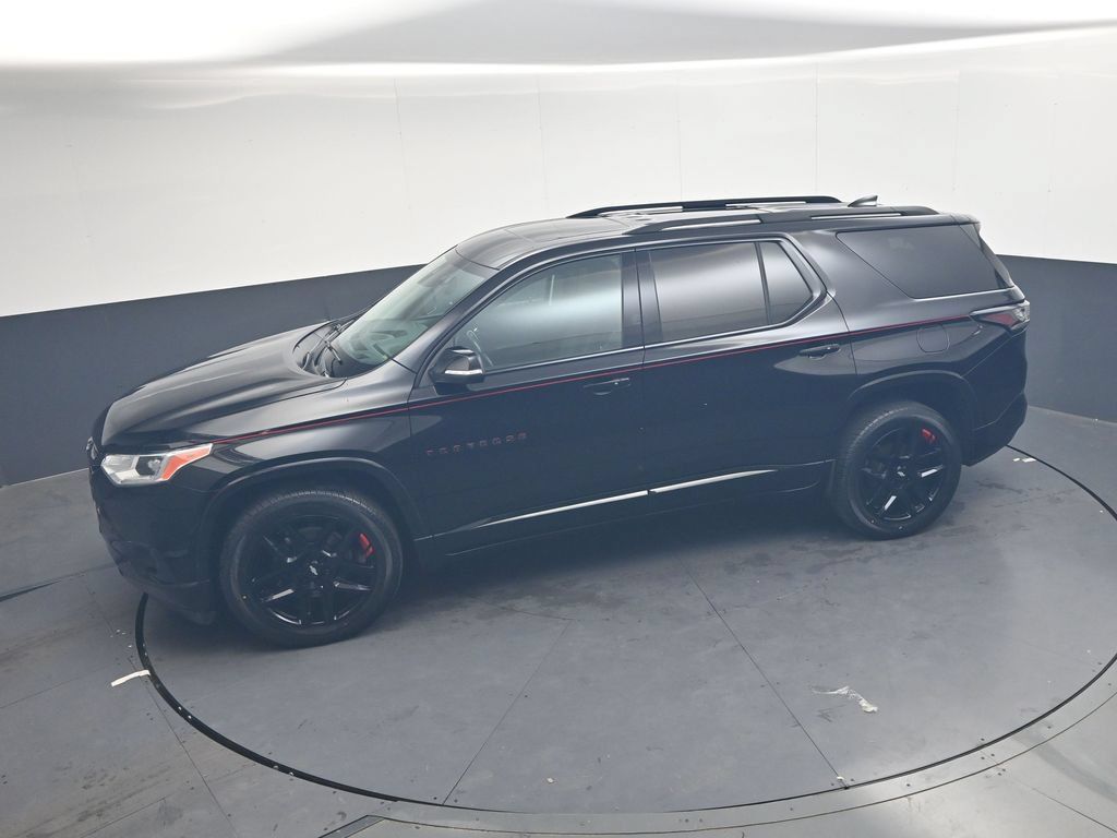 Used 2021 Chevrolet Traverse Premier w/ Redline Edition FWD image 24