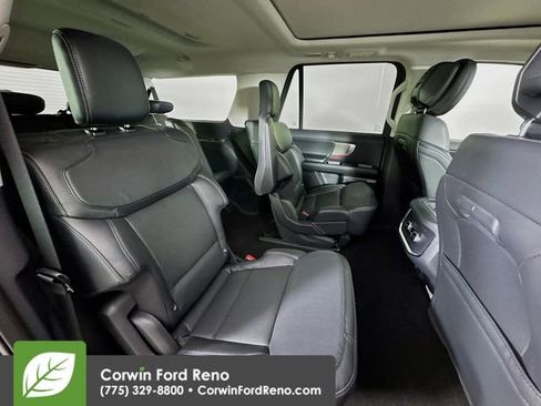 New 2026 Ford Expedition Max Platinum image 30