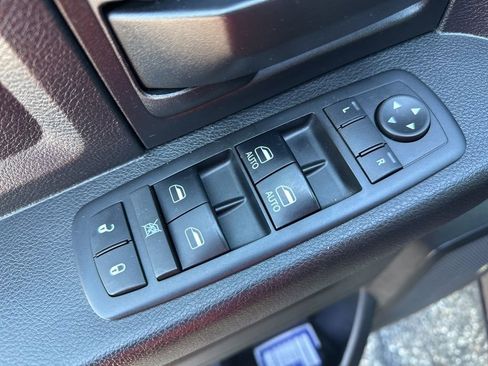 Used 2017 RAM 1500 Express w/ Express Value Package image 12