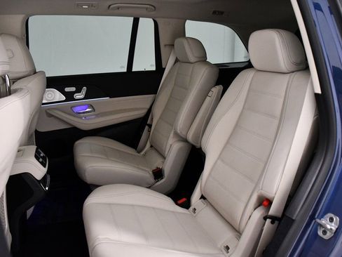 New 2026 Mercedes-Benz GLS 450 4MATIC image 18