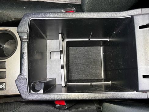 Used 2017 Toyota 4Runner SR5 image 37