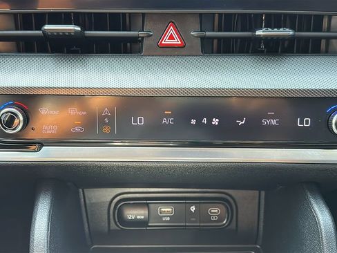 Used 2023 Kia Sportage SX FWD image 26