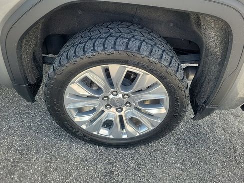 Certified 2021 GMC Sierra 1500 Denali w/ Denali Ultimate Package AWD/4WD image 8