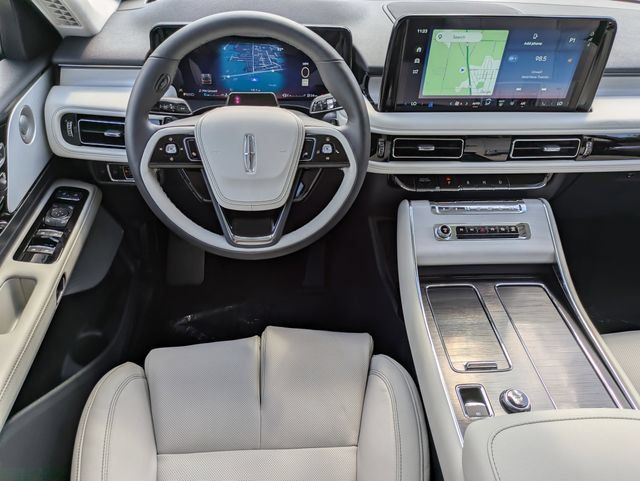 New 2026 Lincoln Aviator Reserve AWD/4WD image 16
