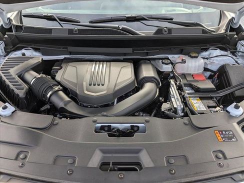 New 2026 Chevrolet Traverse LT w/ LPO, Floor Liner Package image 15