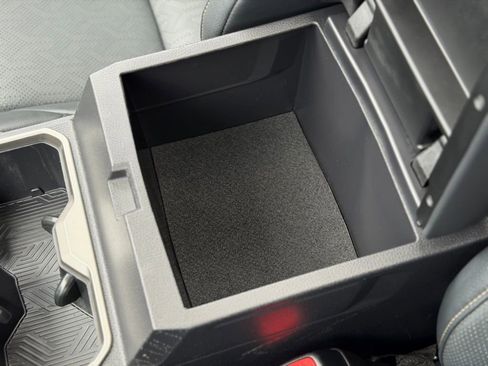 Used 2025 Toyota Tacoma Limited image 22