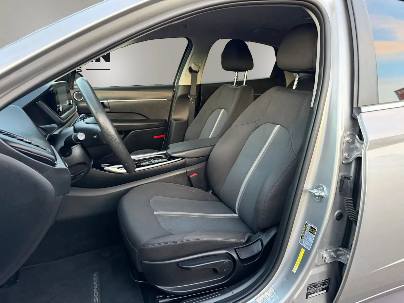 Used 2020 Hyundai Sonata SE w/ Cargo Package FWD image 22