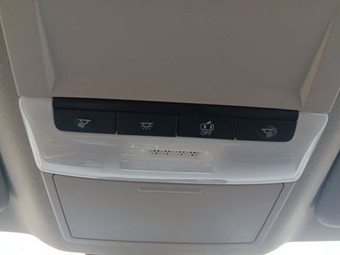 New 2025 Nissan Sentra SR image 19