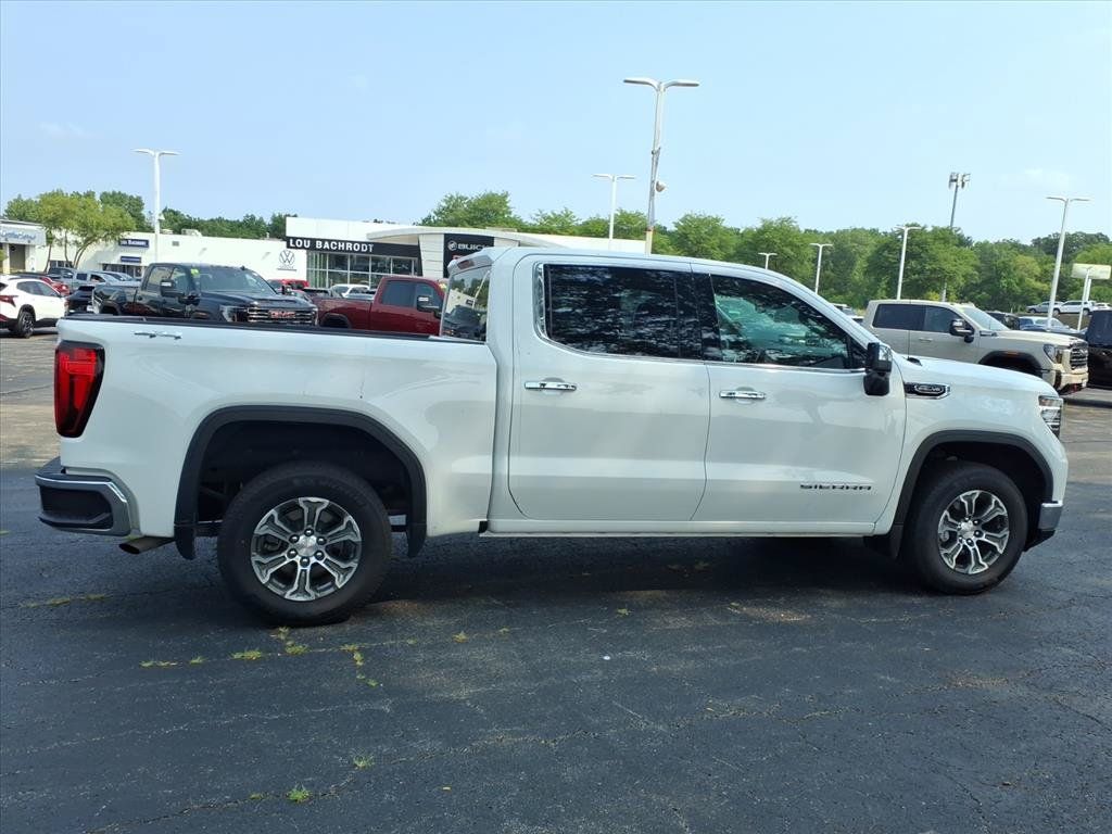 Used 2025 GMC Sierra 1500 SLT AWD/4WD image 8