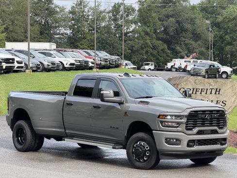 Used 2026 RAM 3500 Big Horn AWD/4WD image 1