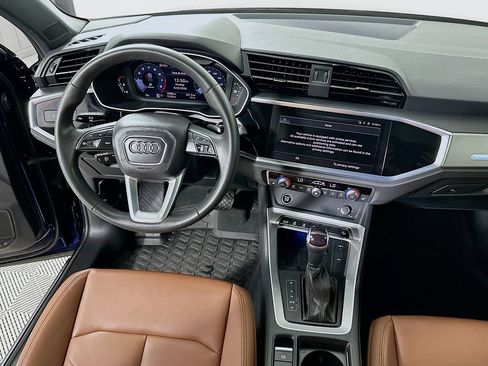 Used 2025 Audi Q3 2.0T Premium Plus w/ Premium Plus Package AWD/4WD image 19