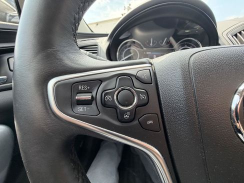 Used 2016 Buick Regal Premium FWD image 16