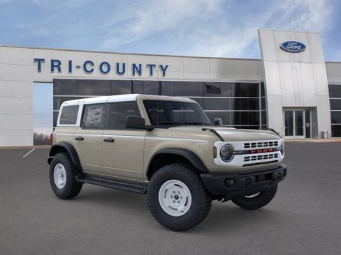 New 2026 Ford Bronco Heritage Edition image 7