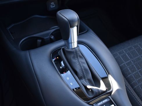 Certified 2024 Honda HR-V LX image 22