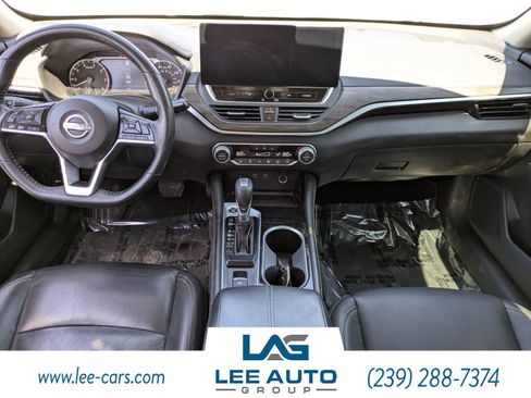 Used 2023 Nissan Altima 2.5 SL FWD image 12