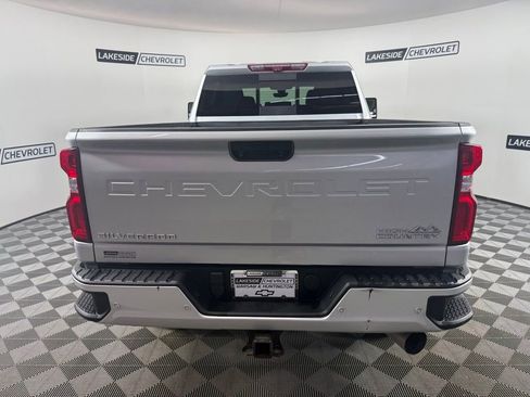 Used 2023 Chevrolet Silverado 2500 High Country w/ Technology Package image 5