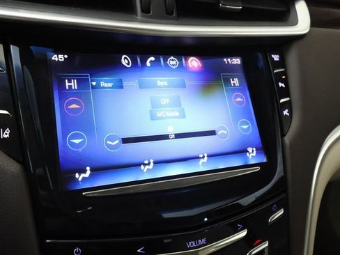 Used 2014 Cadillac XTS Premium image 15