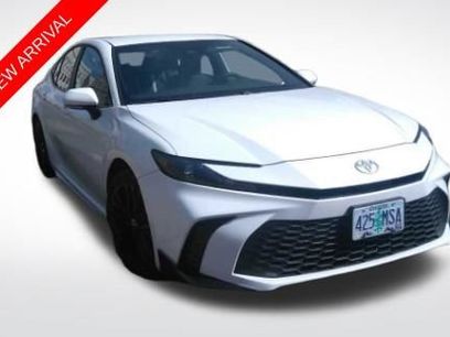 Used 2025 Toyota Camry SE