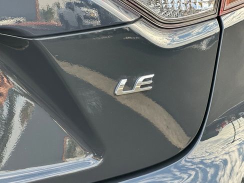 Used 2024 Toyota Corolla LE image 25