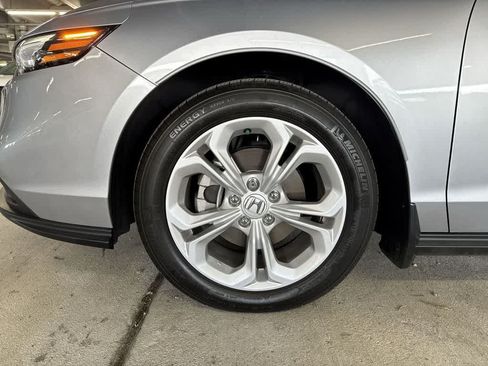 Used 2025 Honda Accord LX image 10